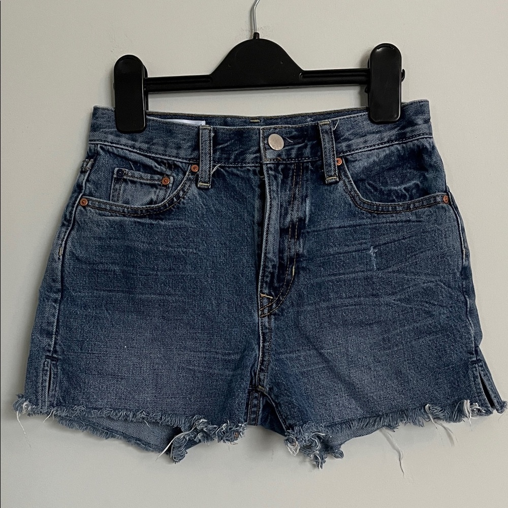 GAP High Rise Cut-Offs Blue Jean Shorts for Women Frayed Hem Zipper Fly Size 24